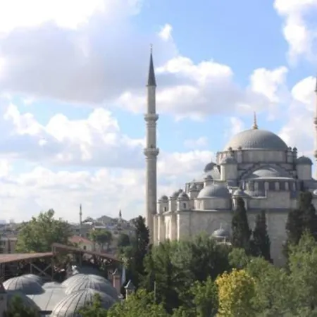 Fatih Resadiye Szálloda 3*