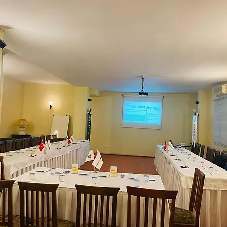 Szálloda Fatih Resadiye 3*